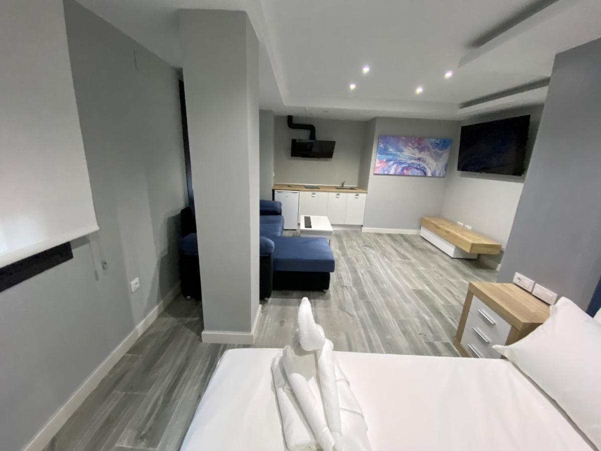 Apartamentos Las 7 Esencias ลีนาเรส ภายนอก รูปภาพ