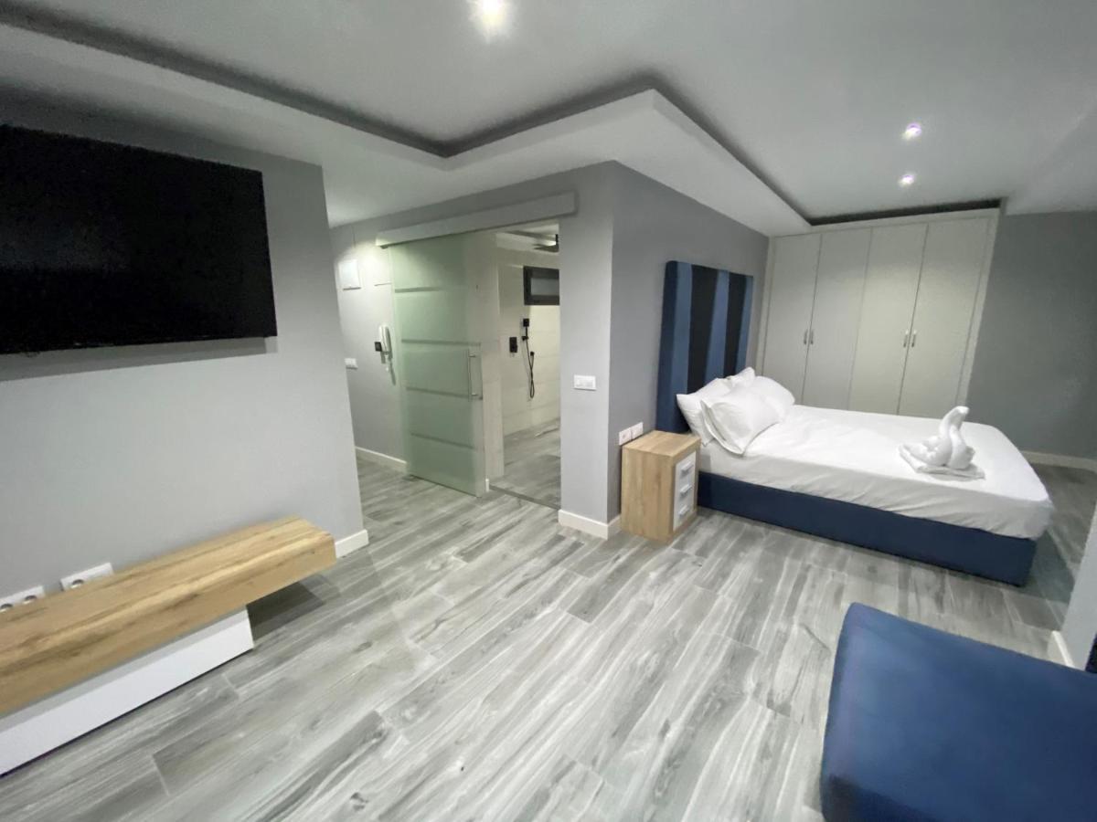 Apartamentos Las 7 Esencias ลีนาเรส ภายนอก รูปภาพ