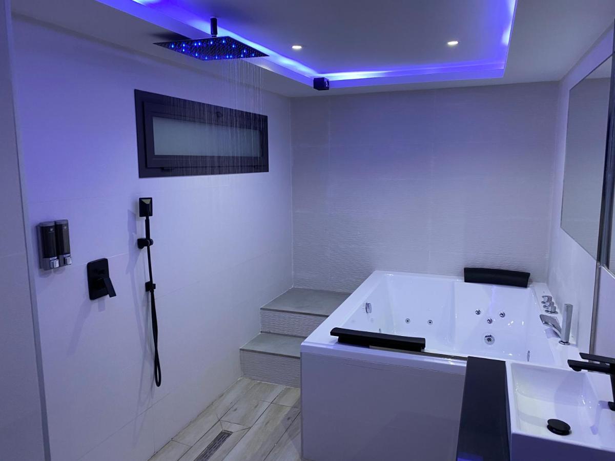 Apartamentos Las 7 Esencias ลีนาเรส ภายนอก รูปภาพ