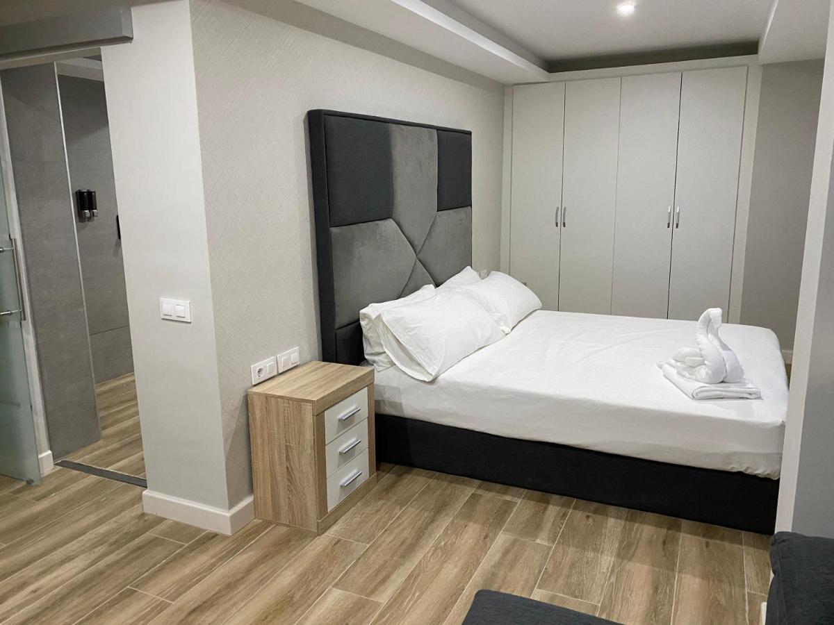 Apartamentos Las 7 Esencias ลีนาเรส ภายนอก รูปภาพ