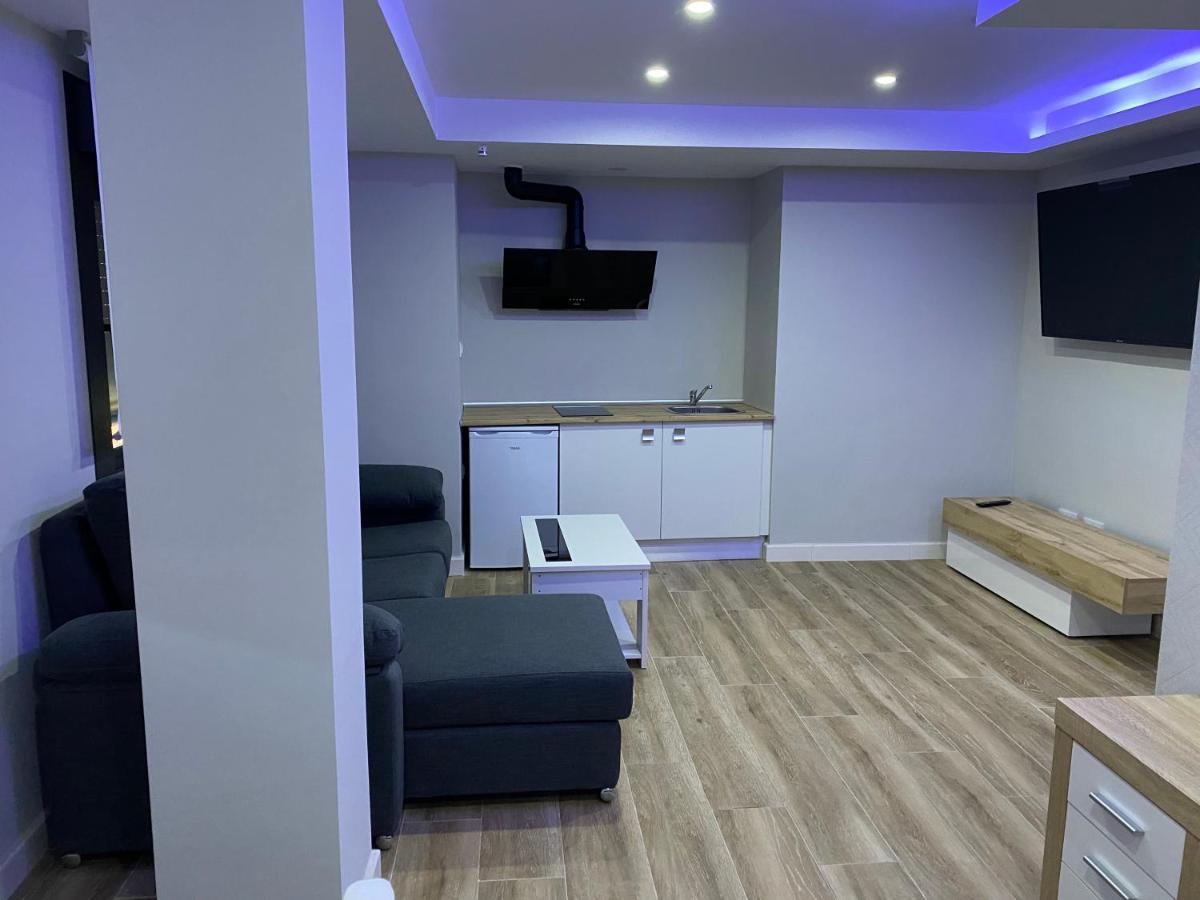 Apartamentos Las 7 Esencias ลีนาเรส ภายนอก รูปภาพ